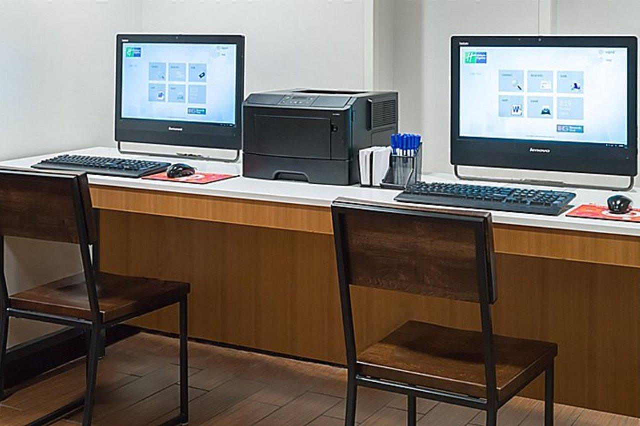 Holiday Inn Express - Times Square By Ihg New York Extérieur photo