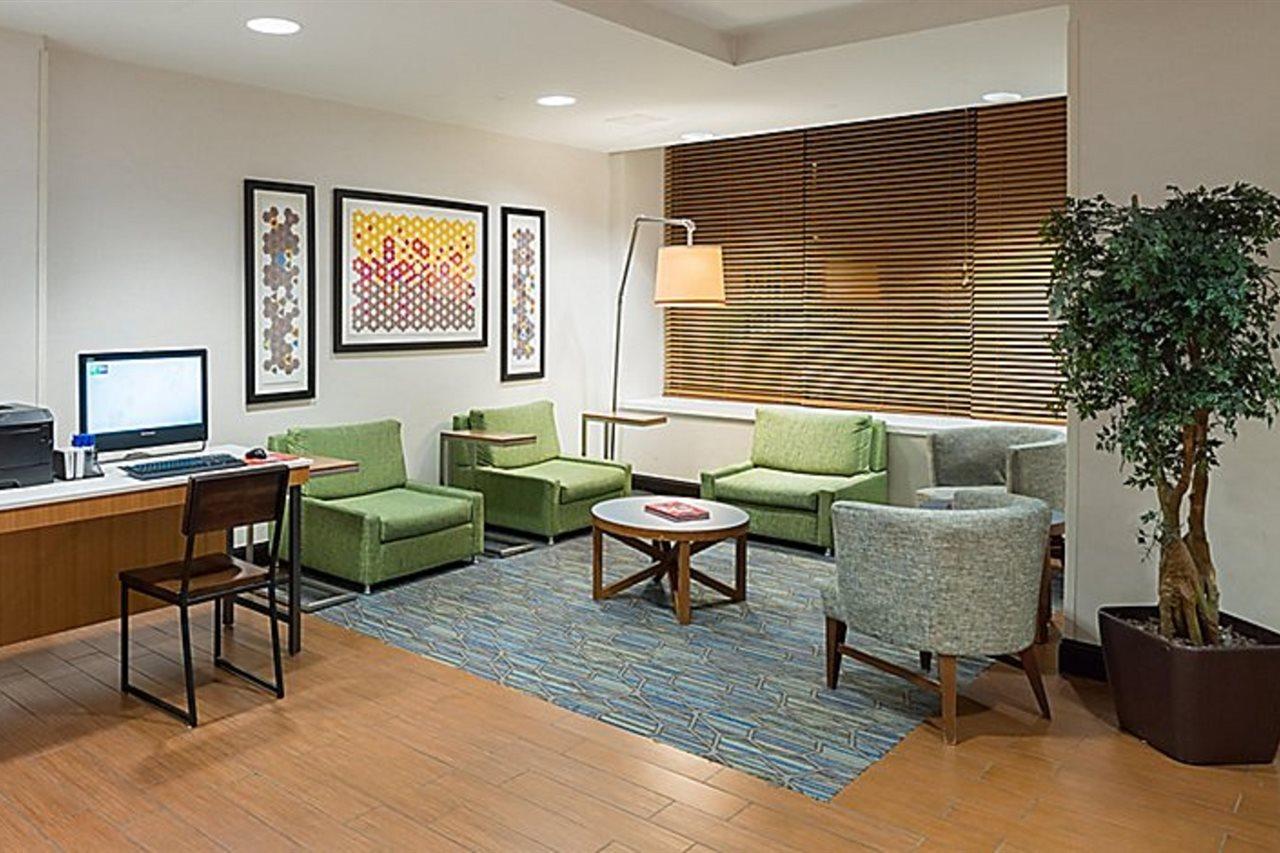 Holiday Inn Express - Times Square By Ihg New York Extérieur photo