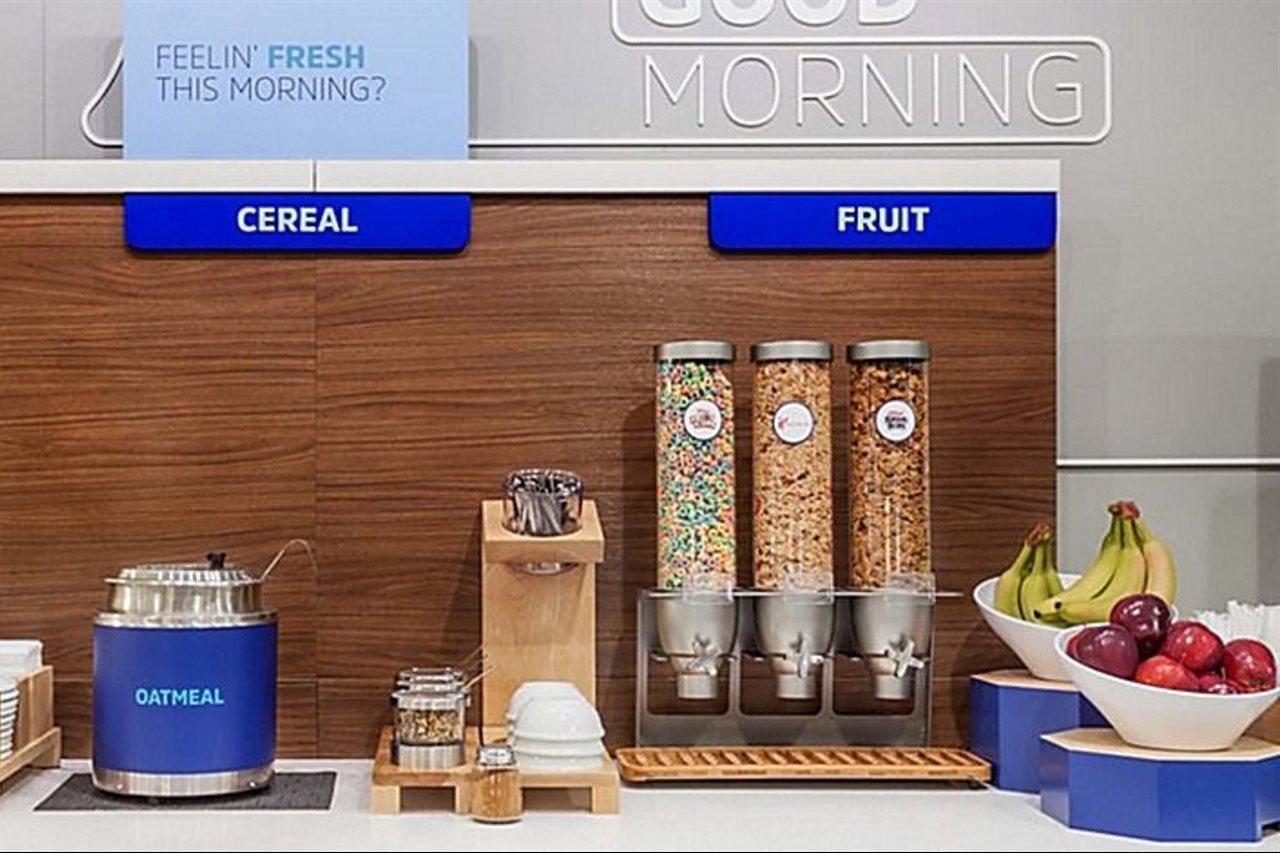 Holiday Inn Express - Times Square By Ihg New York Extérieur photo