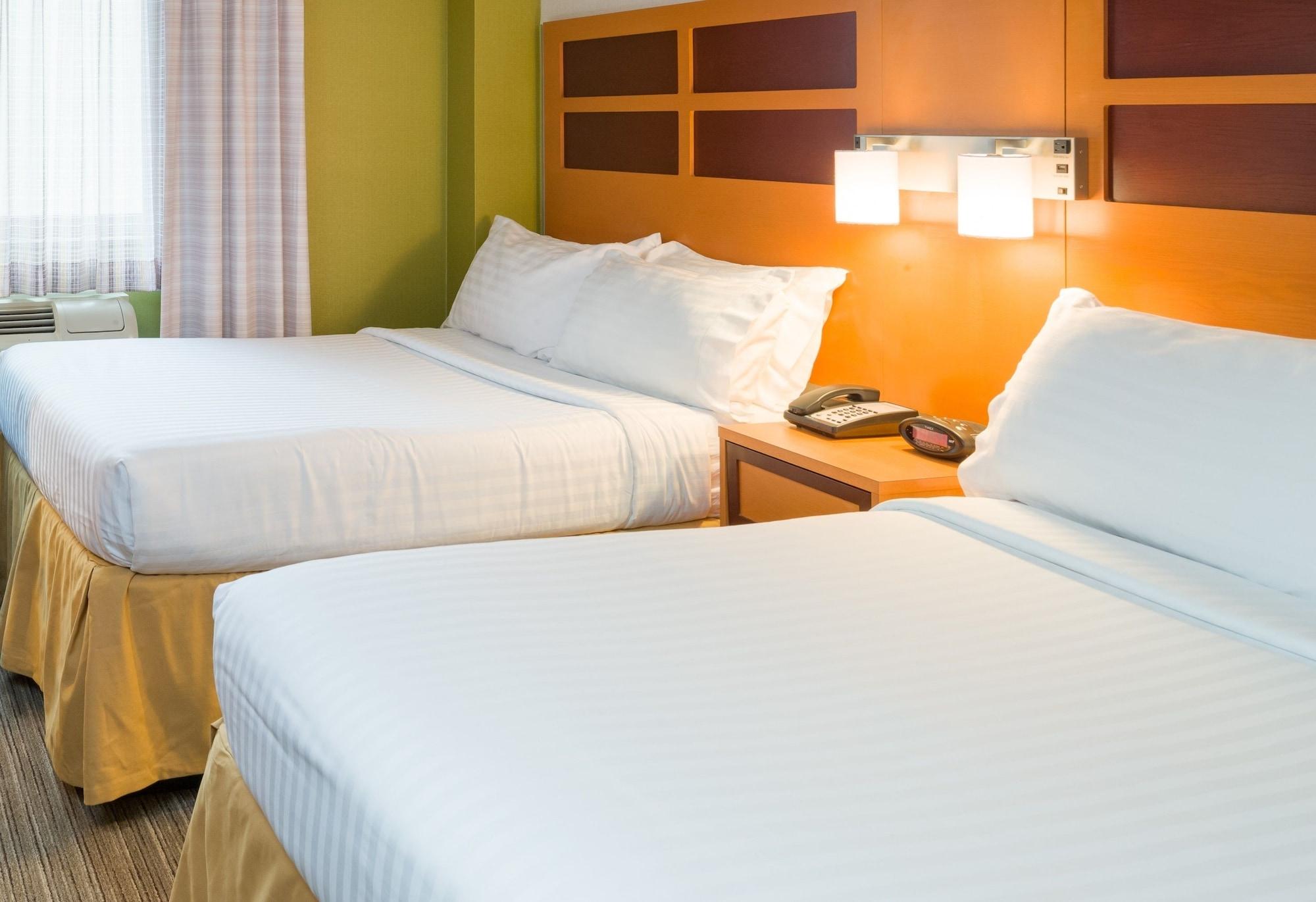 Holiday Inn Express - Times Square By Ihg New York Extérieur photo