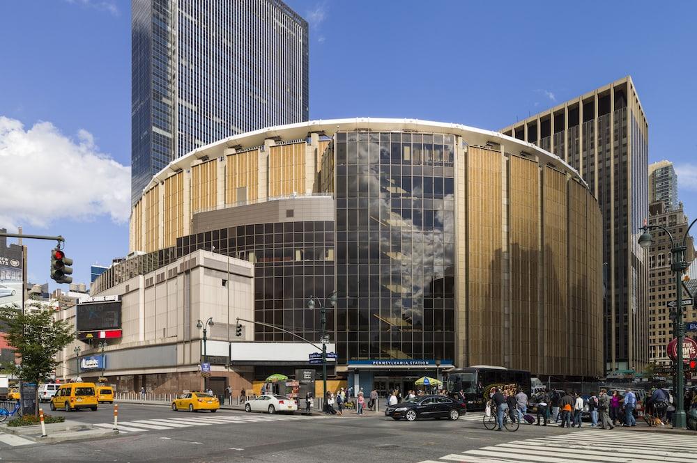 Holiday Inn Express - Times Square By Ihg New York Extérieur photo