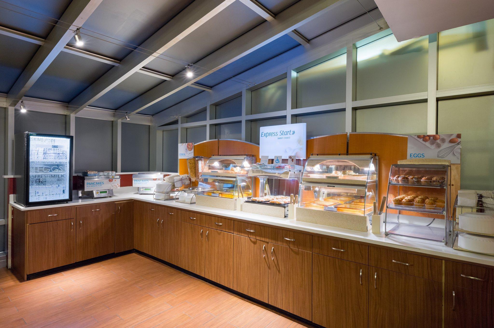 Holiday Inn Express - Times Square By Ihg New York Extérieur photo