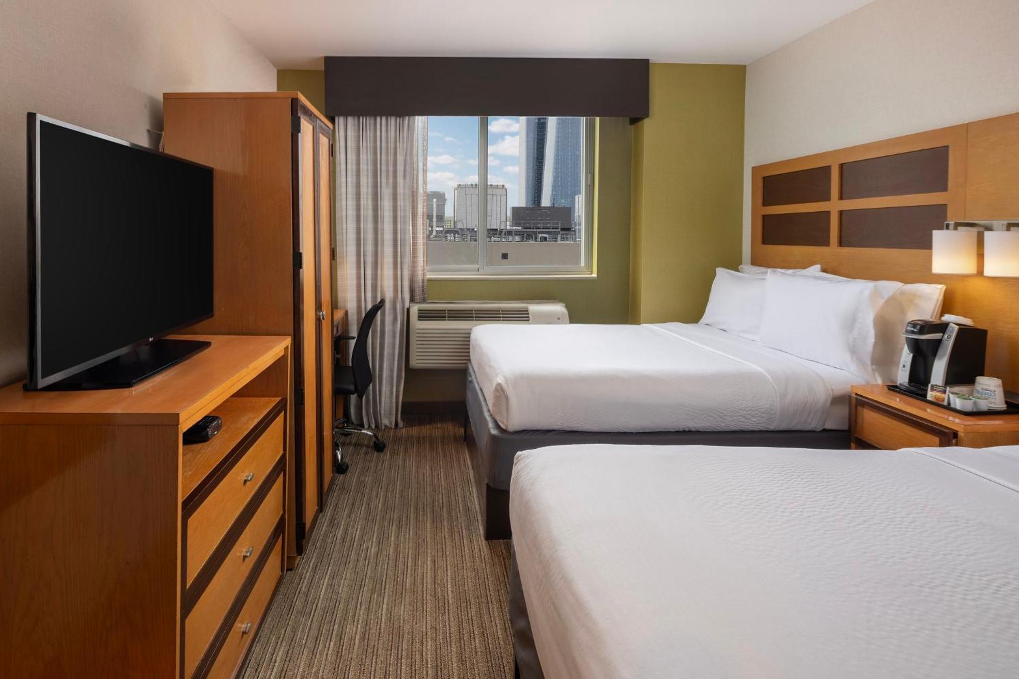 Holiday Inn Express - Times Square By Ihg New York Extérieur photo