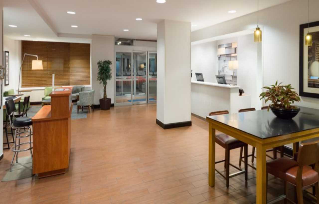 Holiday Inn Express - Times Square By Ihg New York Extérieur photo